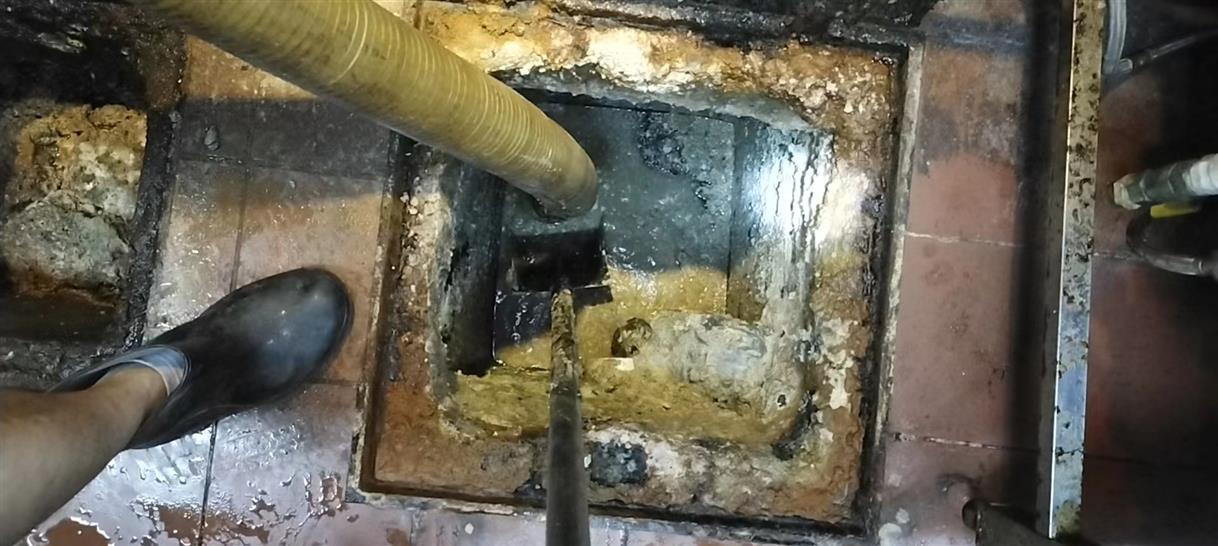 千山化油池清理-污水池清掏