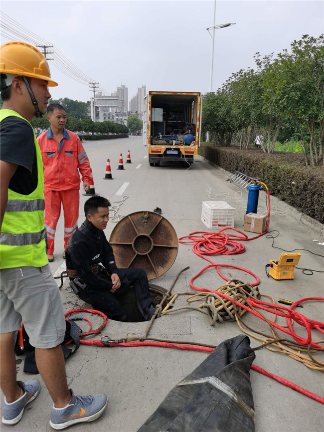 千山翻衬法管道修复技术主要工序